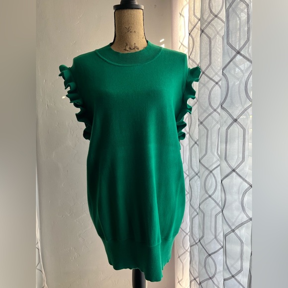 Green Ruffle Sweater - Picture 11 of 12